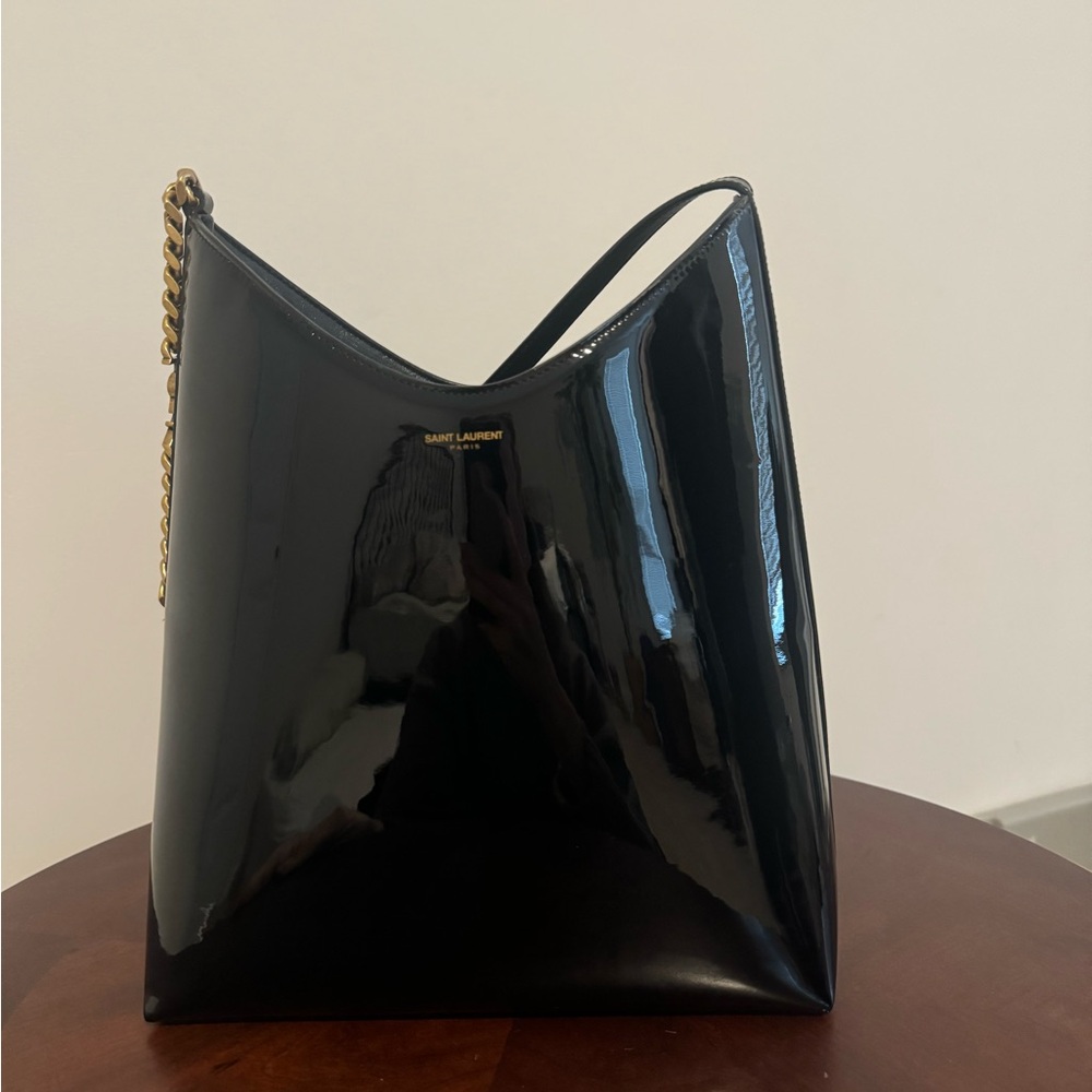 Saint Laurent Patent Black Shoulder Bag